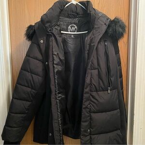 Michael Kors Women puffer coat with detachable hood